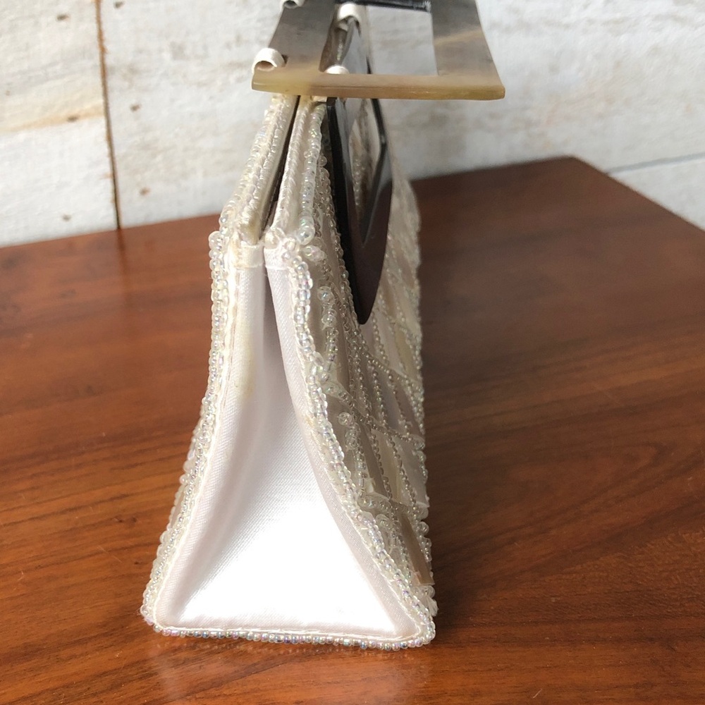 Beaded Mother of Pearl Stitched Beaded lucite handles handbag - Picture 8 of 9